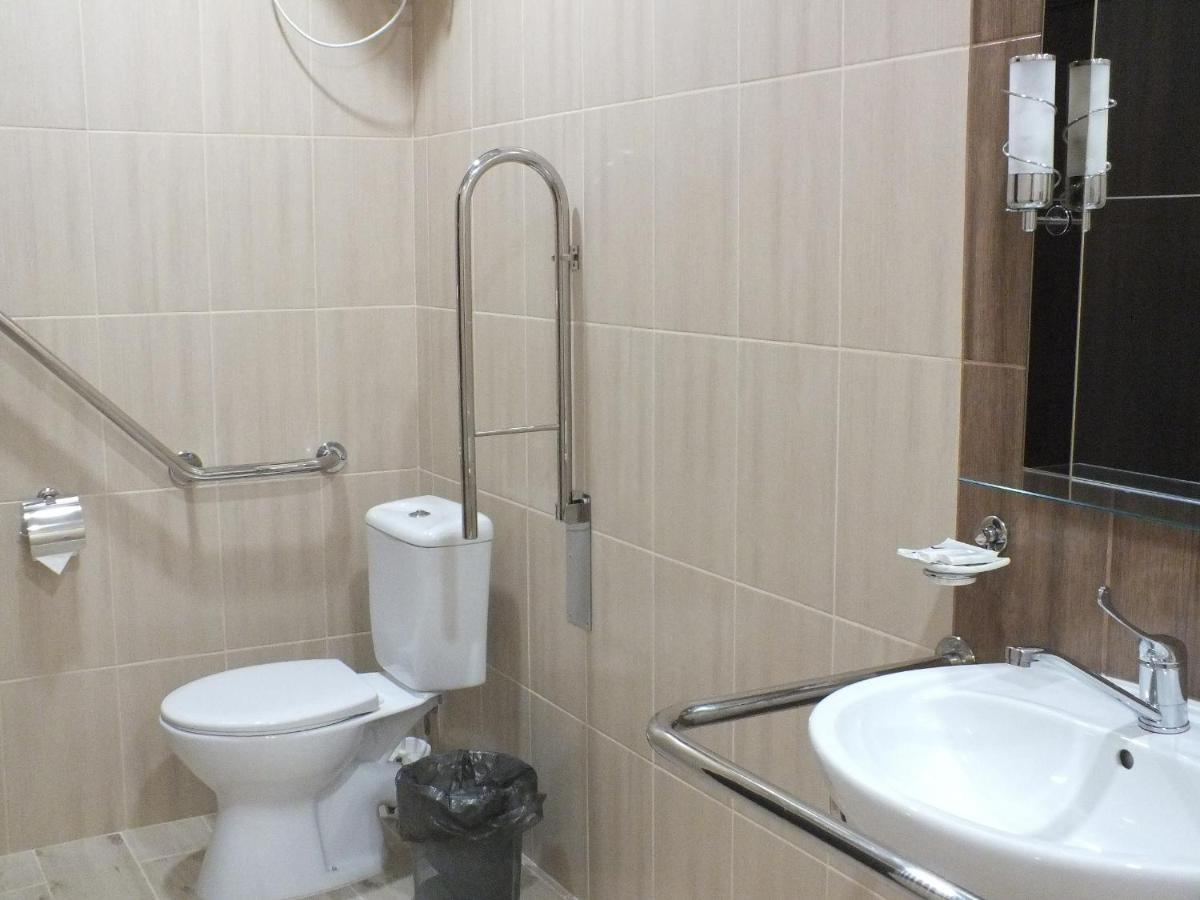 Vorontsovskiy Hotel Melitopolʼ Exteriör bild
