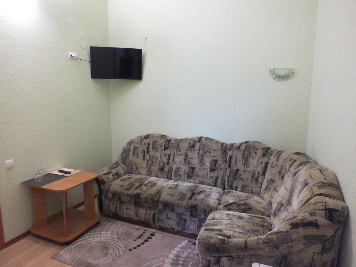 Vorontsovskiy Hotel Melitopolʼ Exteriör bild